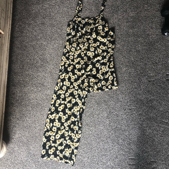 Sunflower Jumpsuit - Picture 2 of 6
